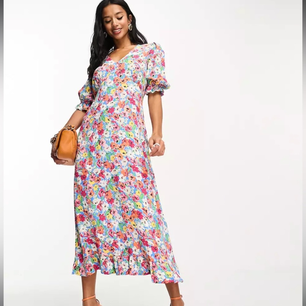 Maternity Nobody's Child  Delilah puff sleeve midi dress in bright floral
